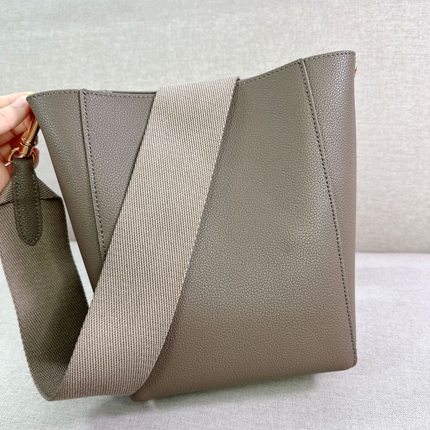 Women's Wide Strap Single Leather Simple Son Bags