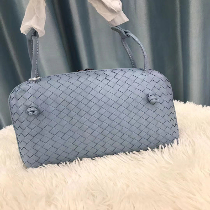 Women's Trendy Handmade Woven Fashionable Shell Crossbody Bags