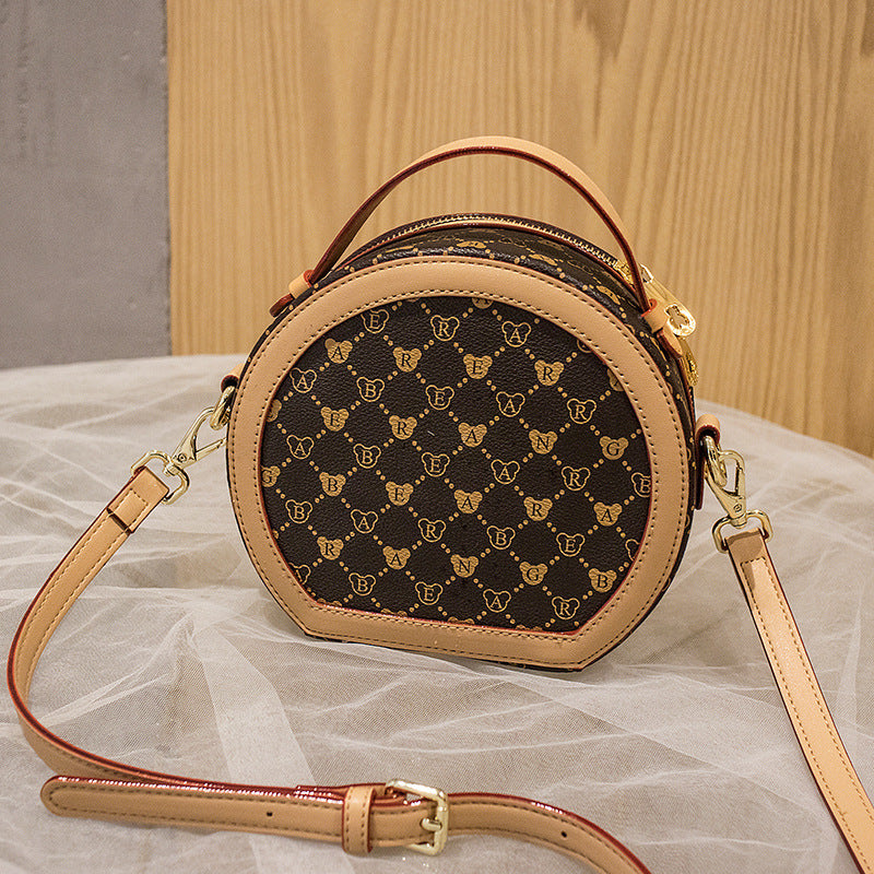 Women's Cool Bear Attachment Fashion Simple Shoulder Bags