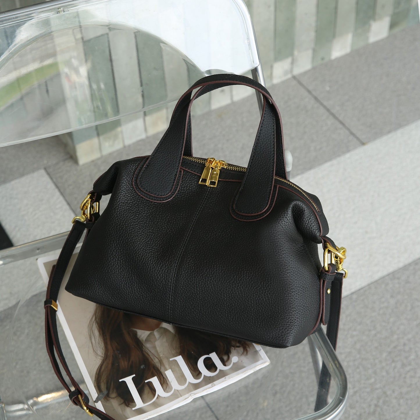 Women's Genuine Leather Cowhide Fashionable Large Capacity Handbags