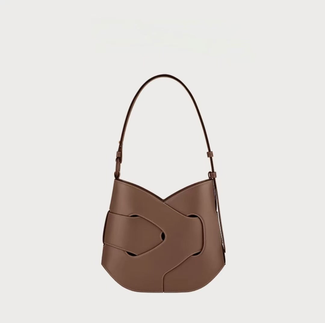 High-grade Design Underarm Smooth Cowhide Woven Tote Bags