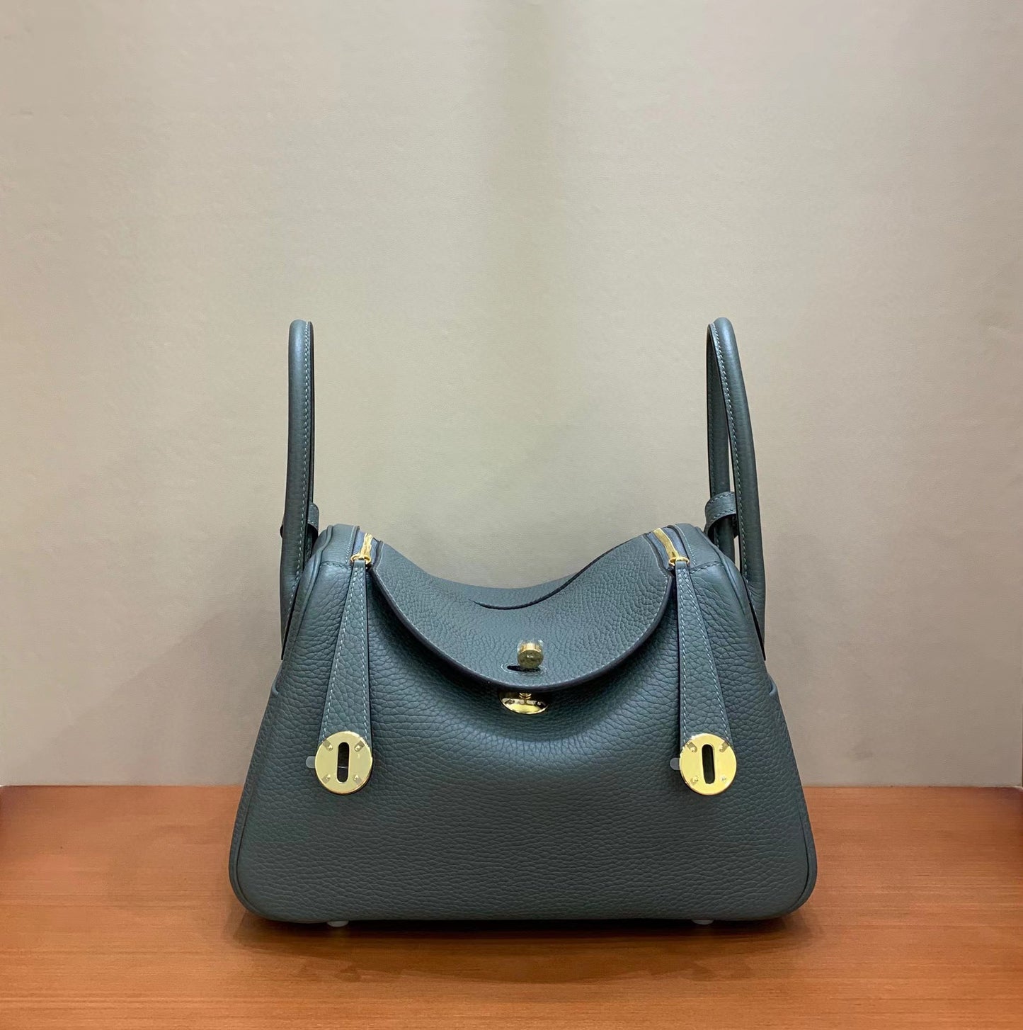 Imported Cowhide Wax Line Handmade Lindy Crossbody Bags