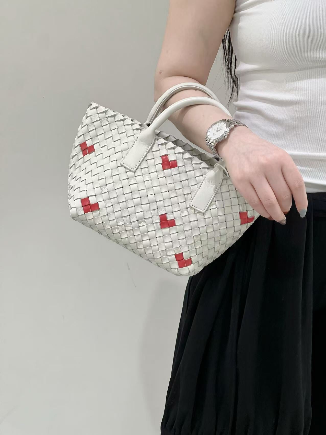 Women's Fashion Sheepskin Hand-woven Vegetable Basket Genuine Crossbody Bags