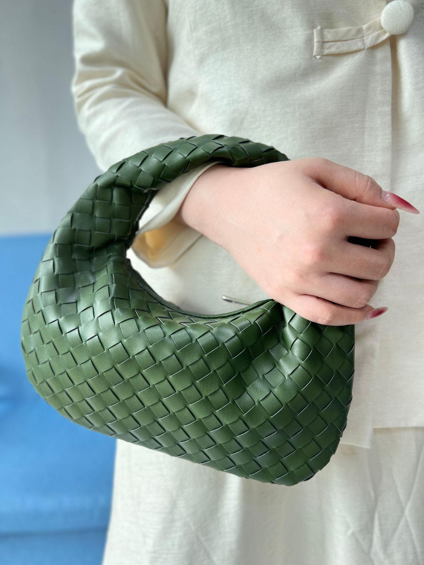 Knotted Hand-woven Horn Portable Dumpling Lot Handbags