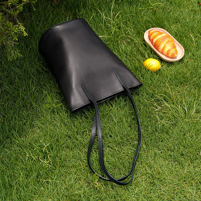 Women's High-grade Genuine Leather Retro Large Capacity Underarm Bucket Bags