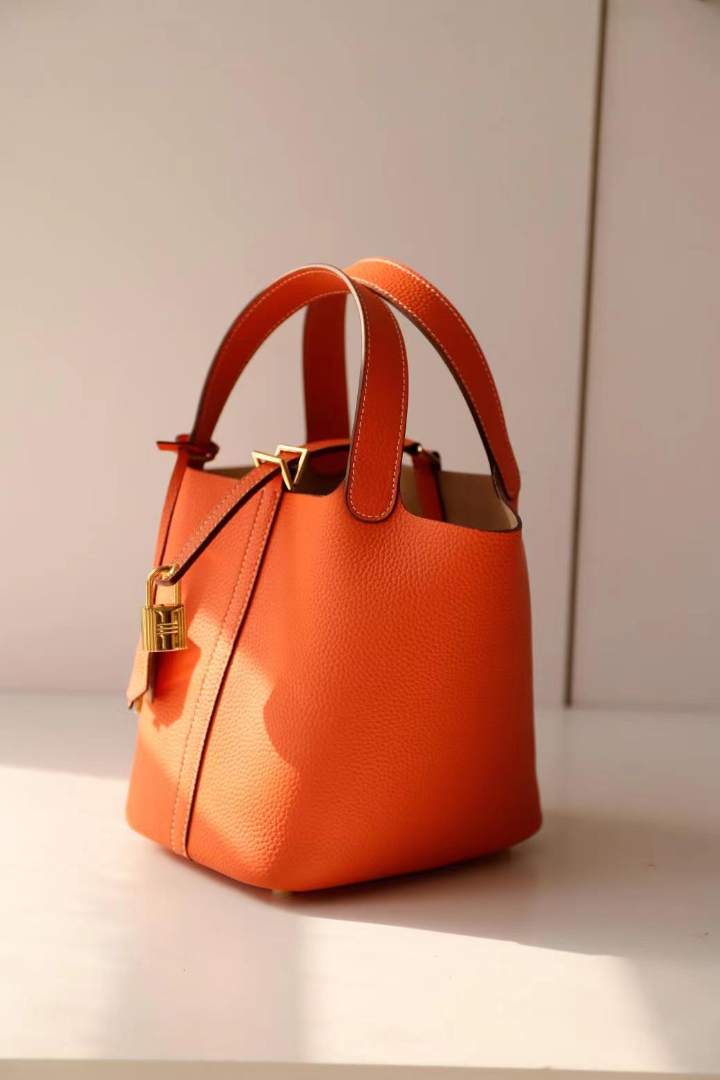 Women's Basket Lychee Pattern First Layer Cowhide Solid Bucket Bags