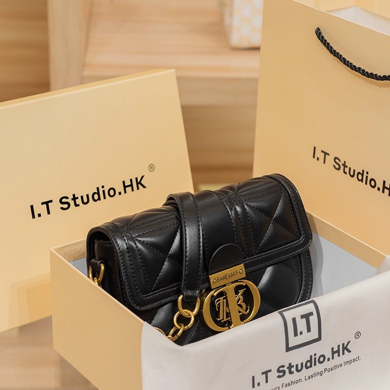 Women's Genuine Leather Simple Underarm Saddle Shoulder Bags