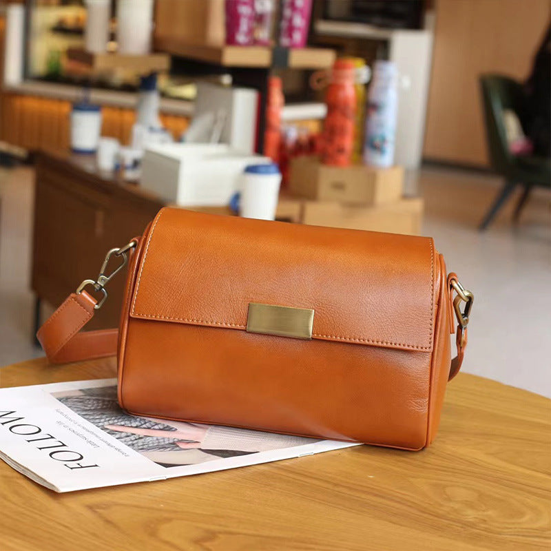 Women's Genuine Leather Vegetable Tanned Commute Wide Bags