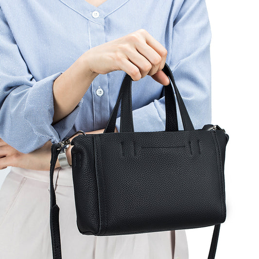 Women's Cool Charming Leather High-grade Fashion Crossbody Bags