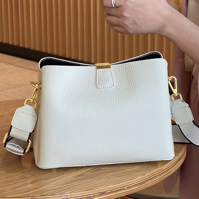 Women's Large Capacity First Layer Cowhide Soft Shoulder Bags