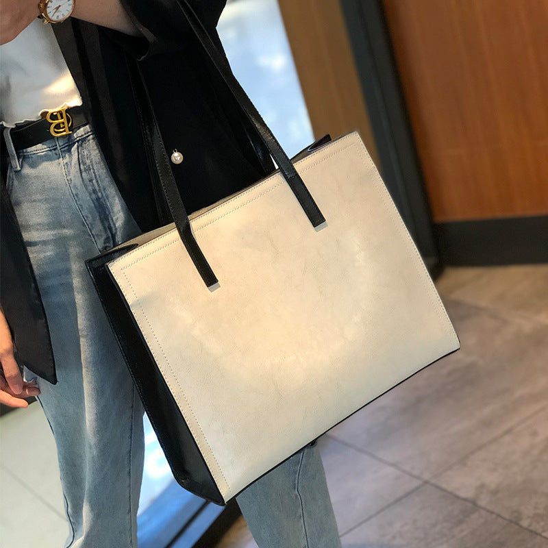 Women's Cowhide Big High-grade Retro Easy Matching Handbags