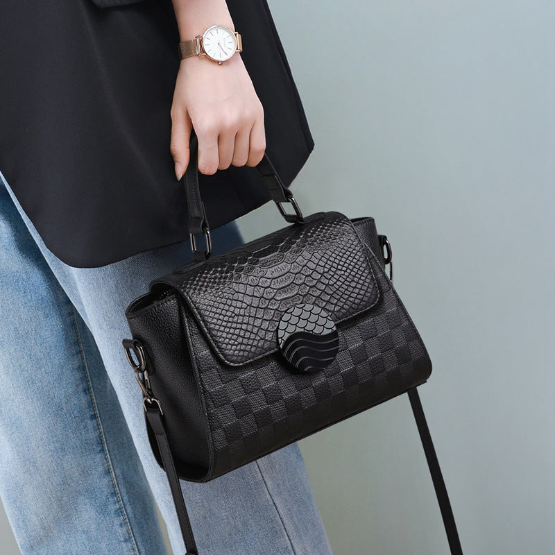 Women's Genuine Leather Summer Large Capacity Light Bags