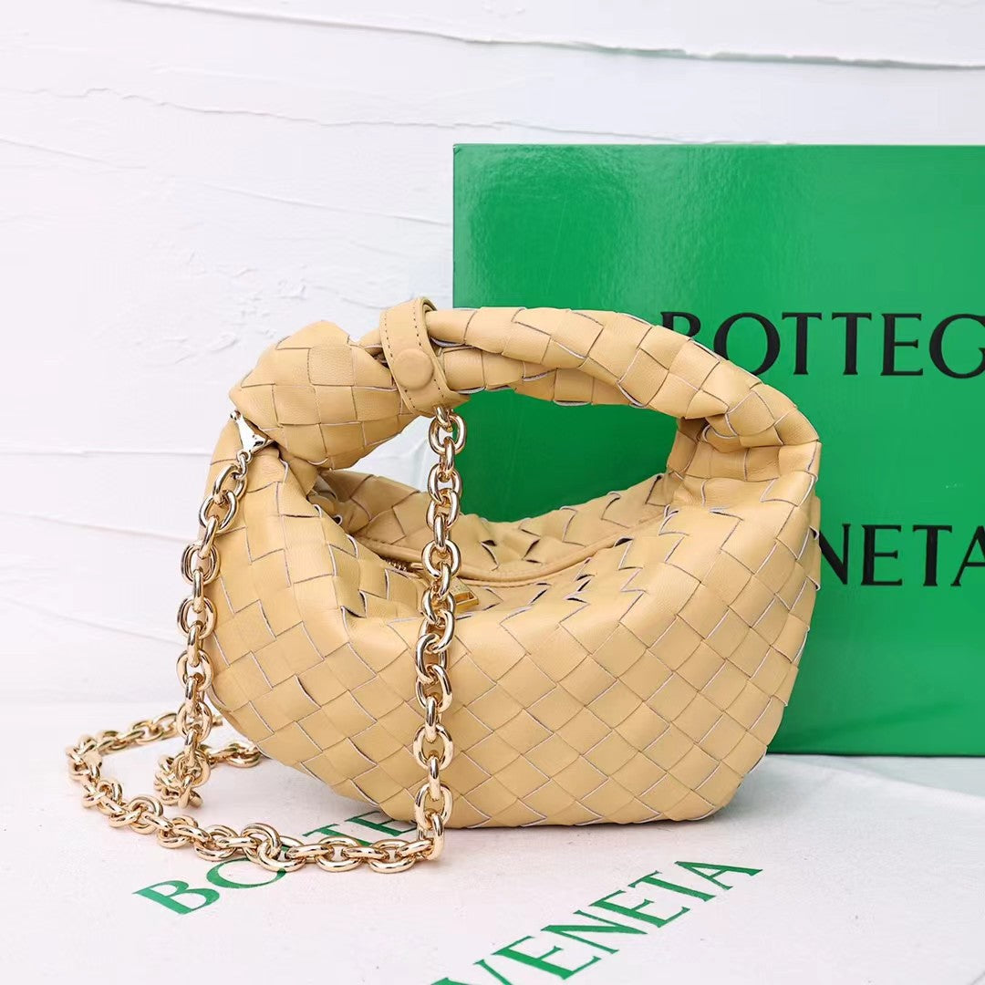 Summer Woven Croissant Knotted Clutch Light Bags