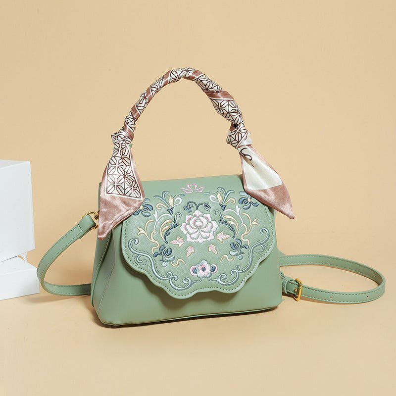 Female Chinese Fashion Embroidery Artistic Niche Crossbody Bags