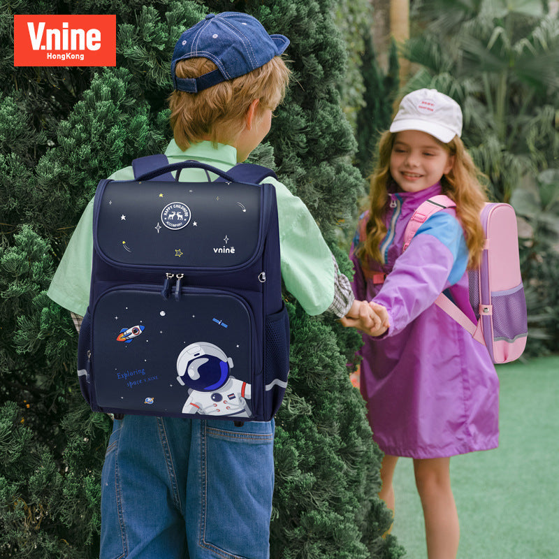 High Quality Large Capacity Spine Protection Elementary School Students' Schoolbags