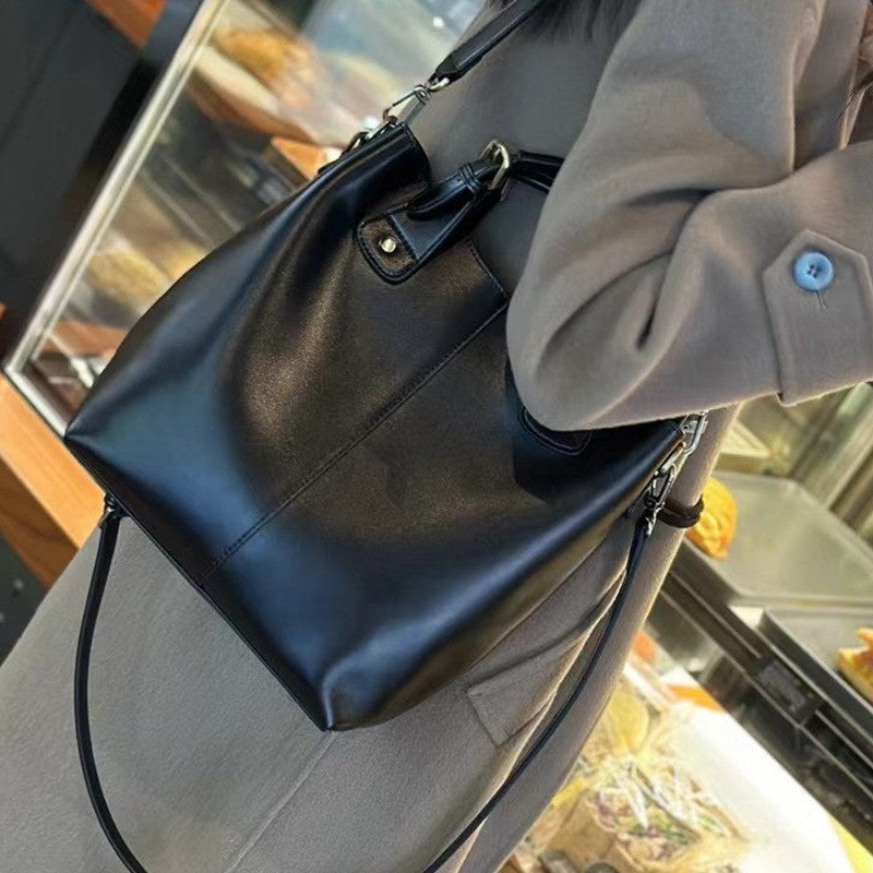 Women's Classic Vegetable Basket Genuine Leather Large Capacity Bucket Bags