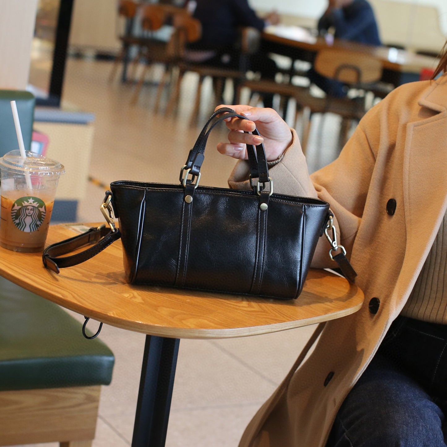 Women's First Layer Cattlehide Leather Fashion High-grade Small Square Bags