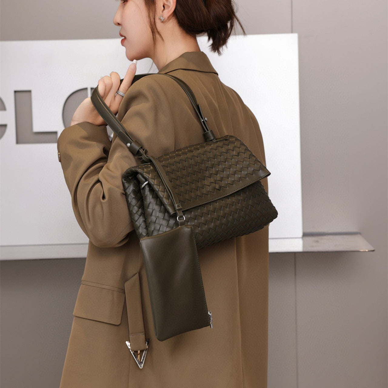 Women's Leather Handmade Woven High Sense Cowhide Crossbody Bags