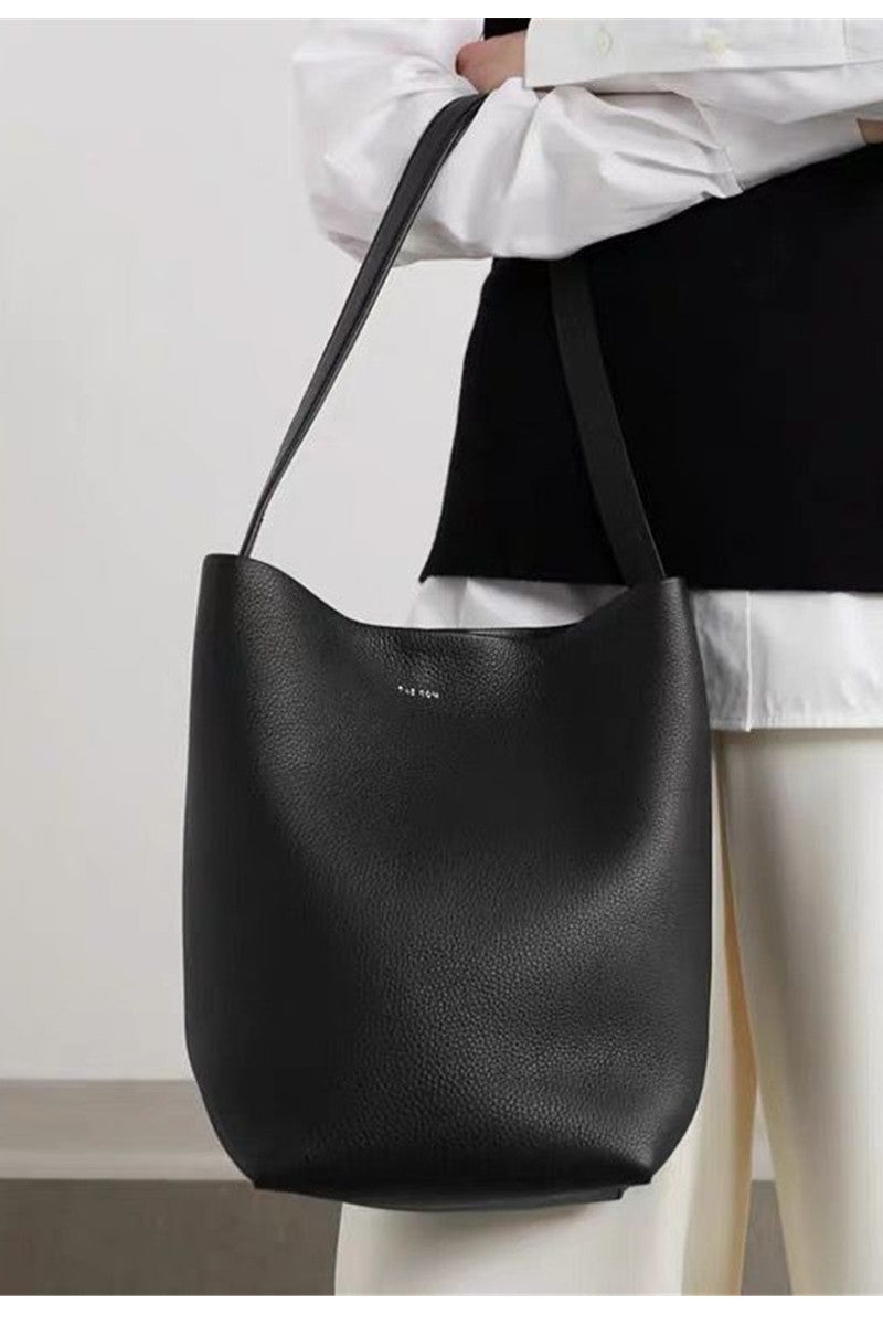 Charming Lychee Pattern Size Portable Commuter Shoulder Bags
