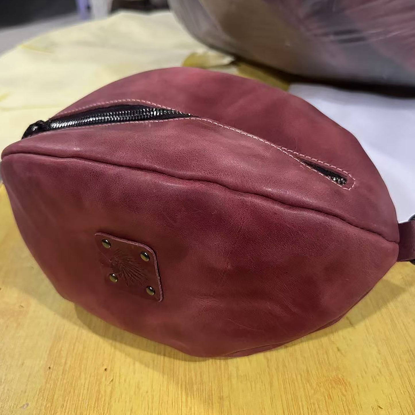 Men's Handmade Crazy Horse Top Layer Leather Men's Shoulder Bags