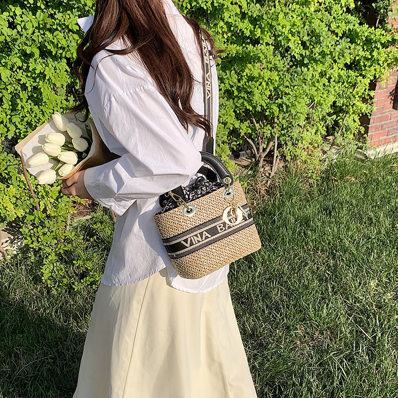 Women's Fashion Woven Wide Strap Beach Straw Handbags