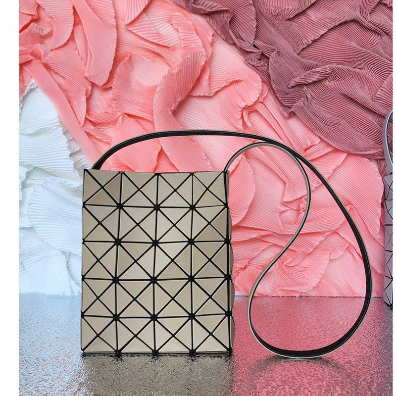 Women's Original Limited Box Diamond Pattern Mobile Crossbody Bags