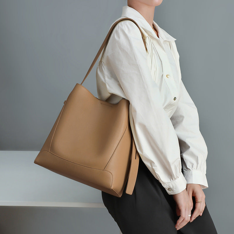 Women's Large Niche Genuine Leather Capacity Commuter Shoulder Bags