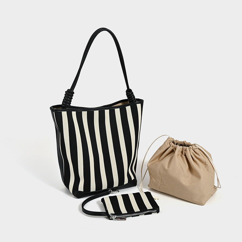 Women's Large Capacity Elastic Woven Cloth Mother Commuter Bucket Bags