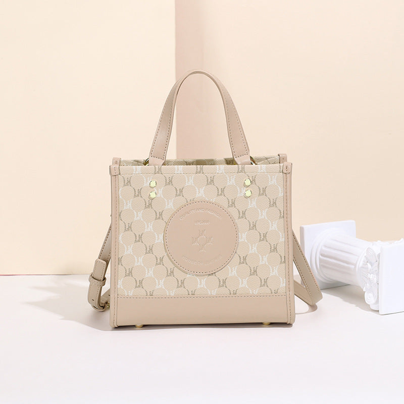 Women's Niche High-grade Fashion Commuter Large Capacity Handbags