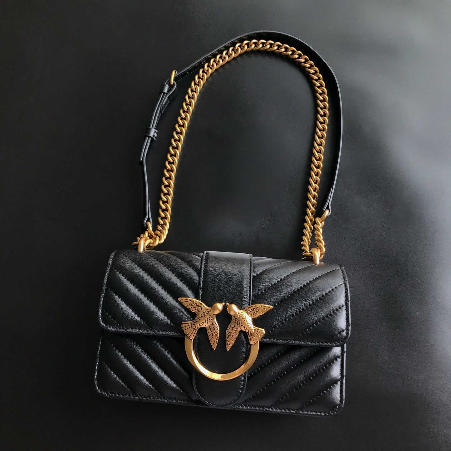 Women's Mini Swallow Sheepskin Chain Wine God Shoulder Bags