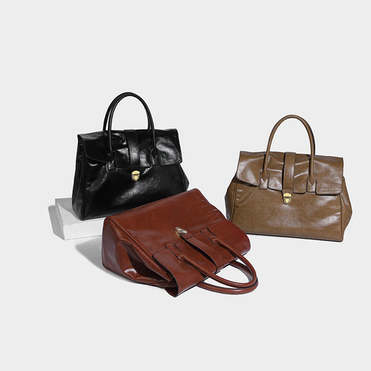 Women's High-grade Large Capacity Commuter Retro Portable Handbags