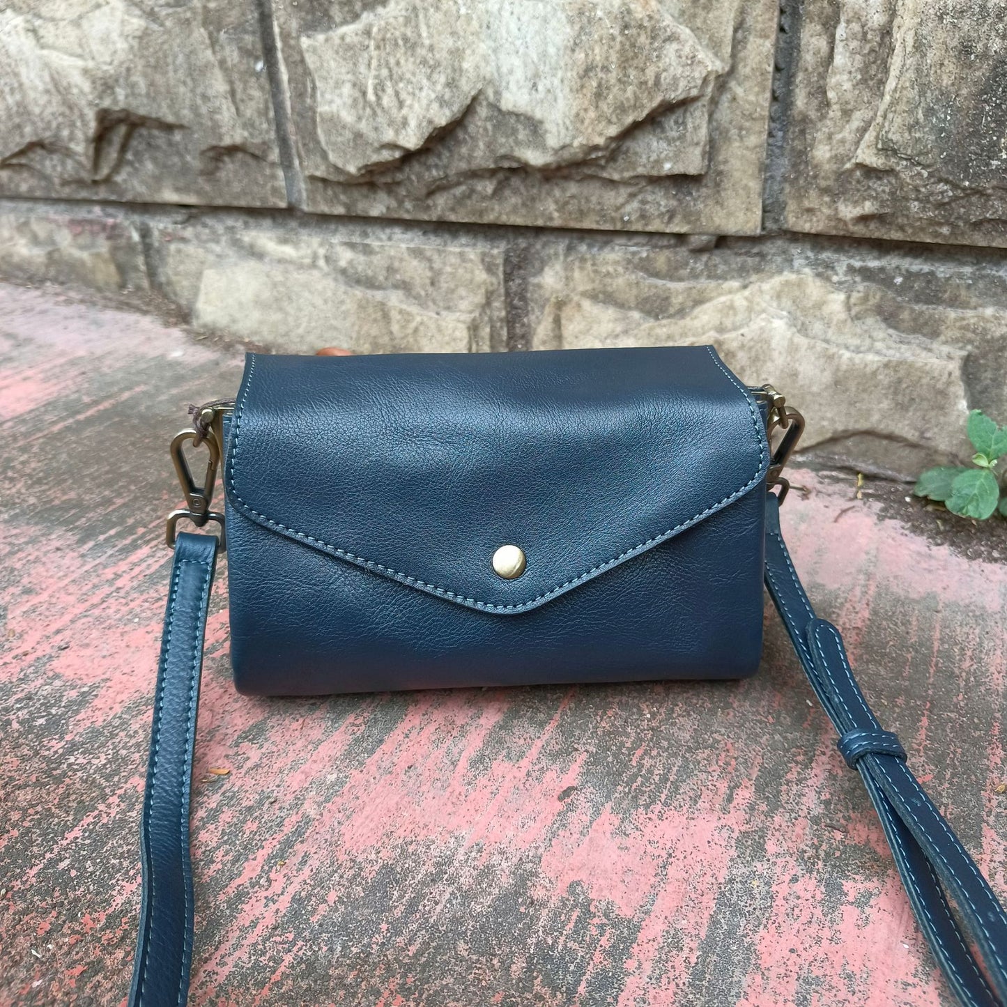 Women's Cowhide Handmade Leisure Capacity Genuine Leather Crossbody Bags