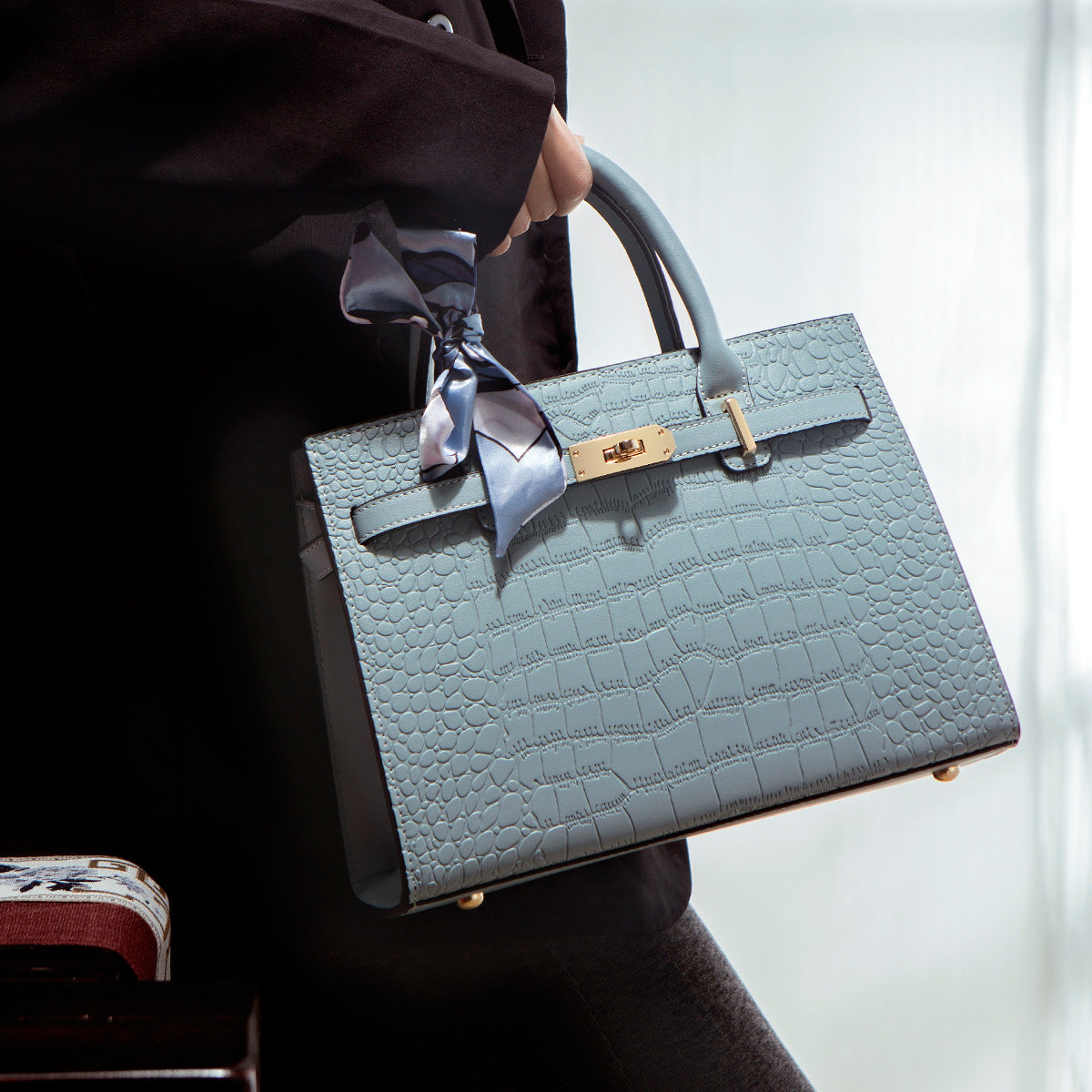 Women's Advanced Texture Trendy Fashion Classy Alligator Crossbody Bags