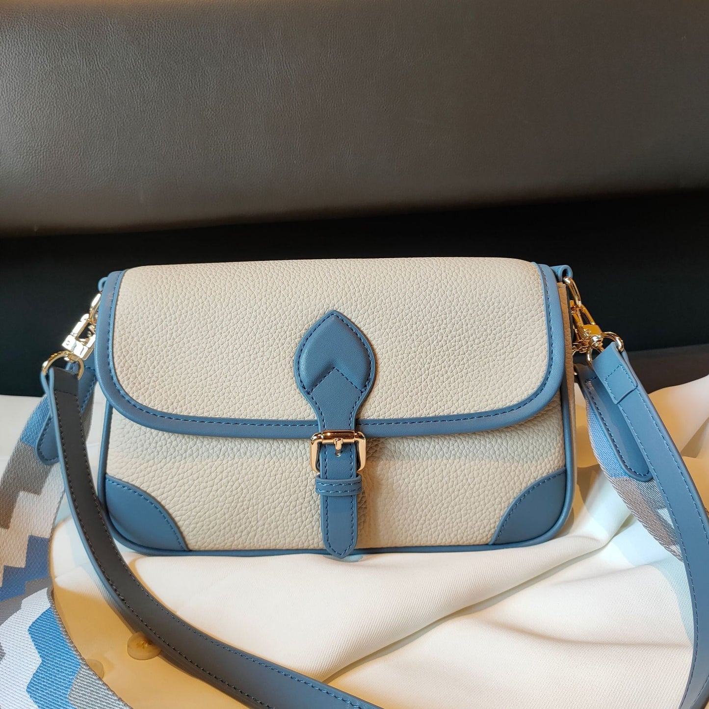 Women's Glamorous Fashion Underarm Wide Strap Crossbody Bags