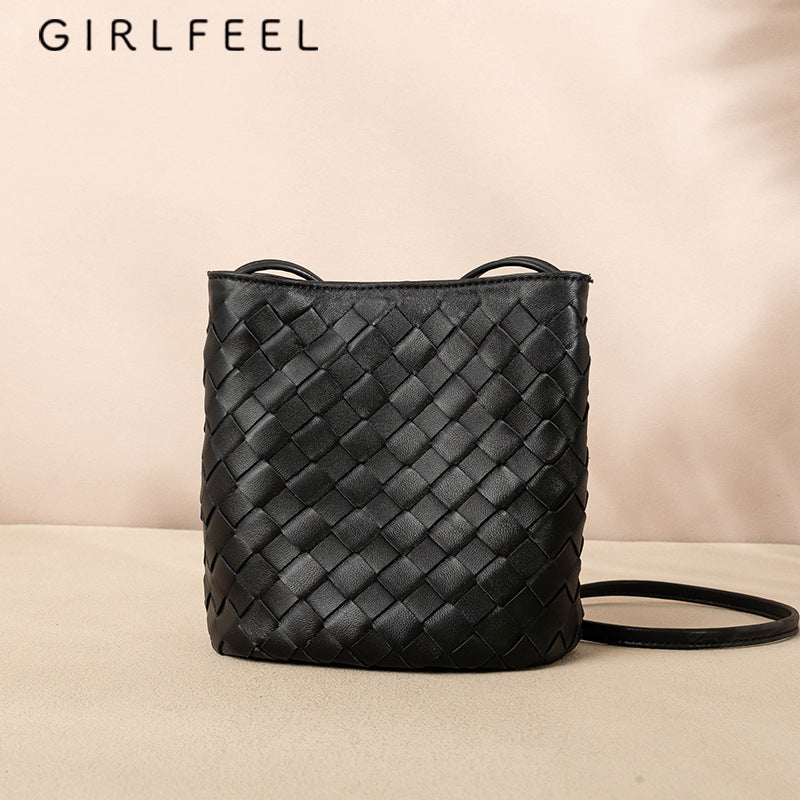 Women's Sheepskin Woven Genuine Leather Design Trendy Crossbody Bags