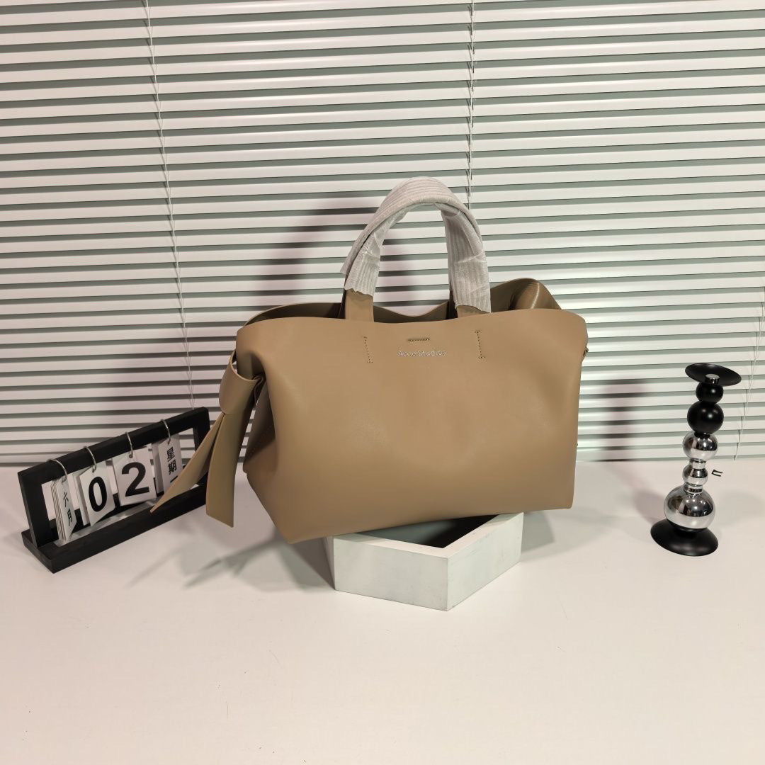 Women's Unique Genuine Leather High-grade Design Bucket Bags
