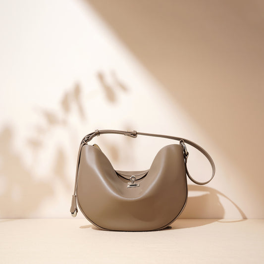 Women's Simple Authentic Leather Tactile Feel Twist Crossbody Bags