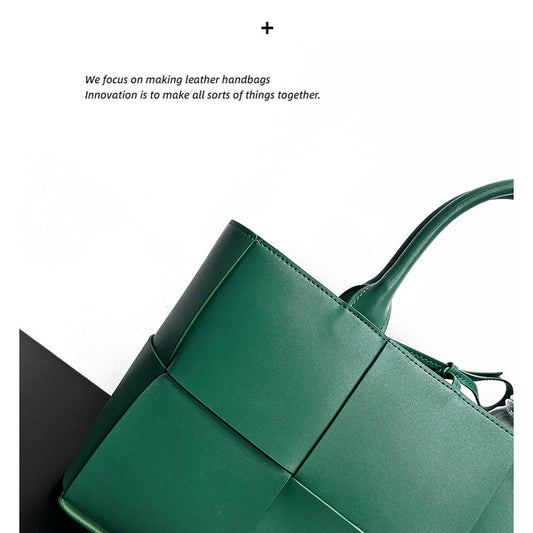 Women's Texture Big Woven Leather Large Capacity Bags