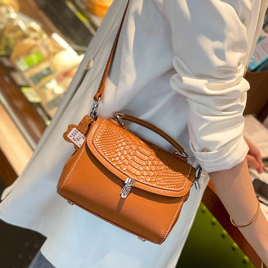 Women's First Layer Cowhide Leather Genuine High Sense Handbags