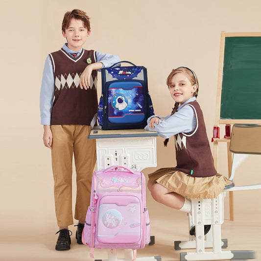 Open Lightweight Large Capacity Burden Reduction Elementary School Students' Schoolbags