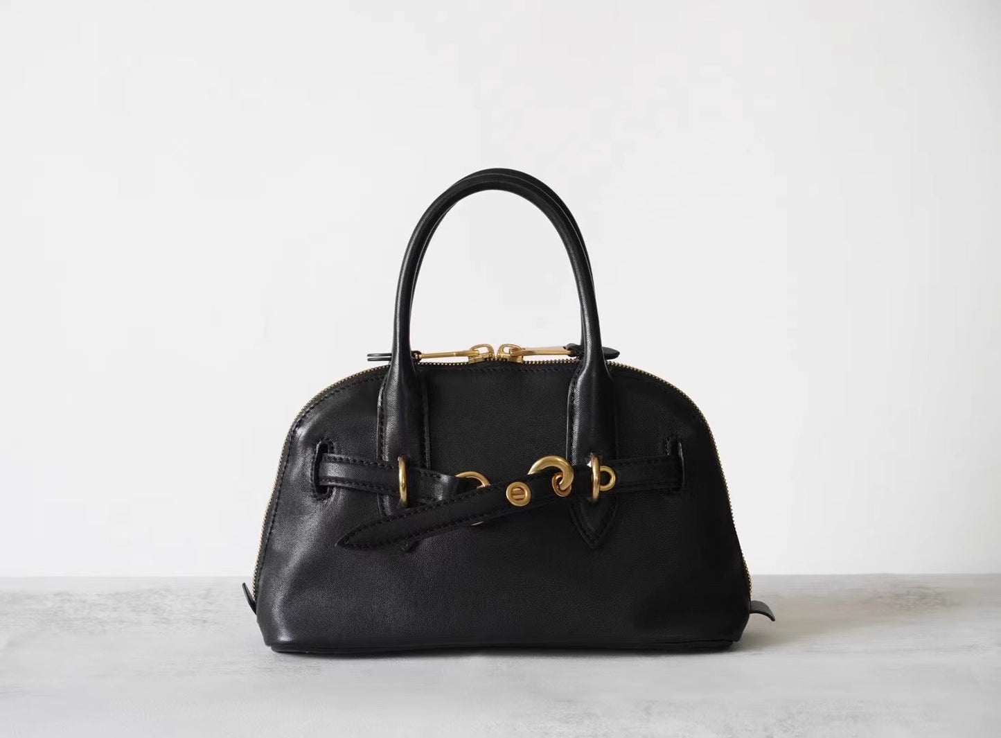 Spring Imported Vegetable Tanned Sheepskin Bowling Handbags