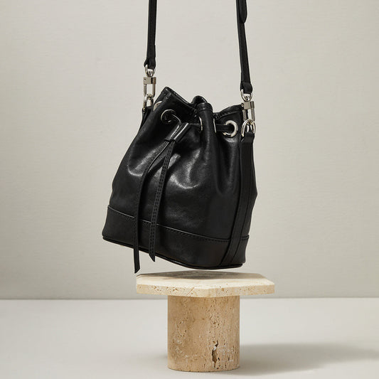 Vegetable Tanning Leather Retro Minority Design Bucket Bags