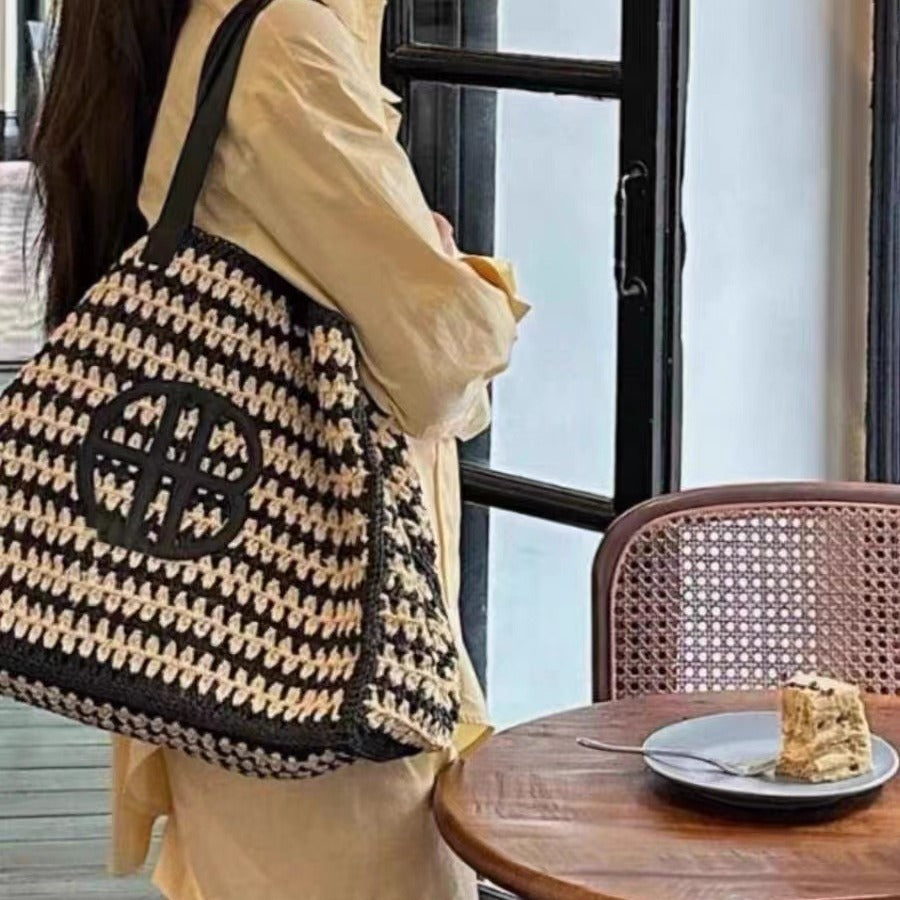 Fashion Straw Concave Design Contrast Color Tote Bags