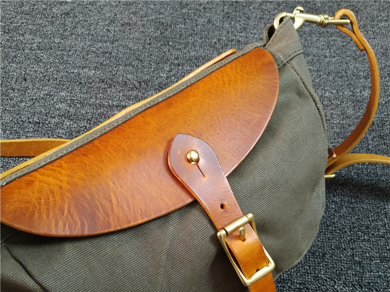 Women's & Men's & Retro Couple Oil Wax Canvas Men's Shoulder Bags