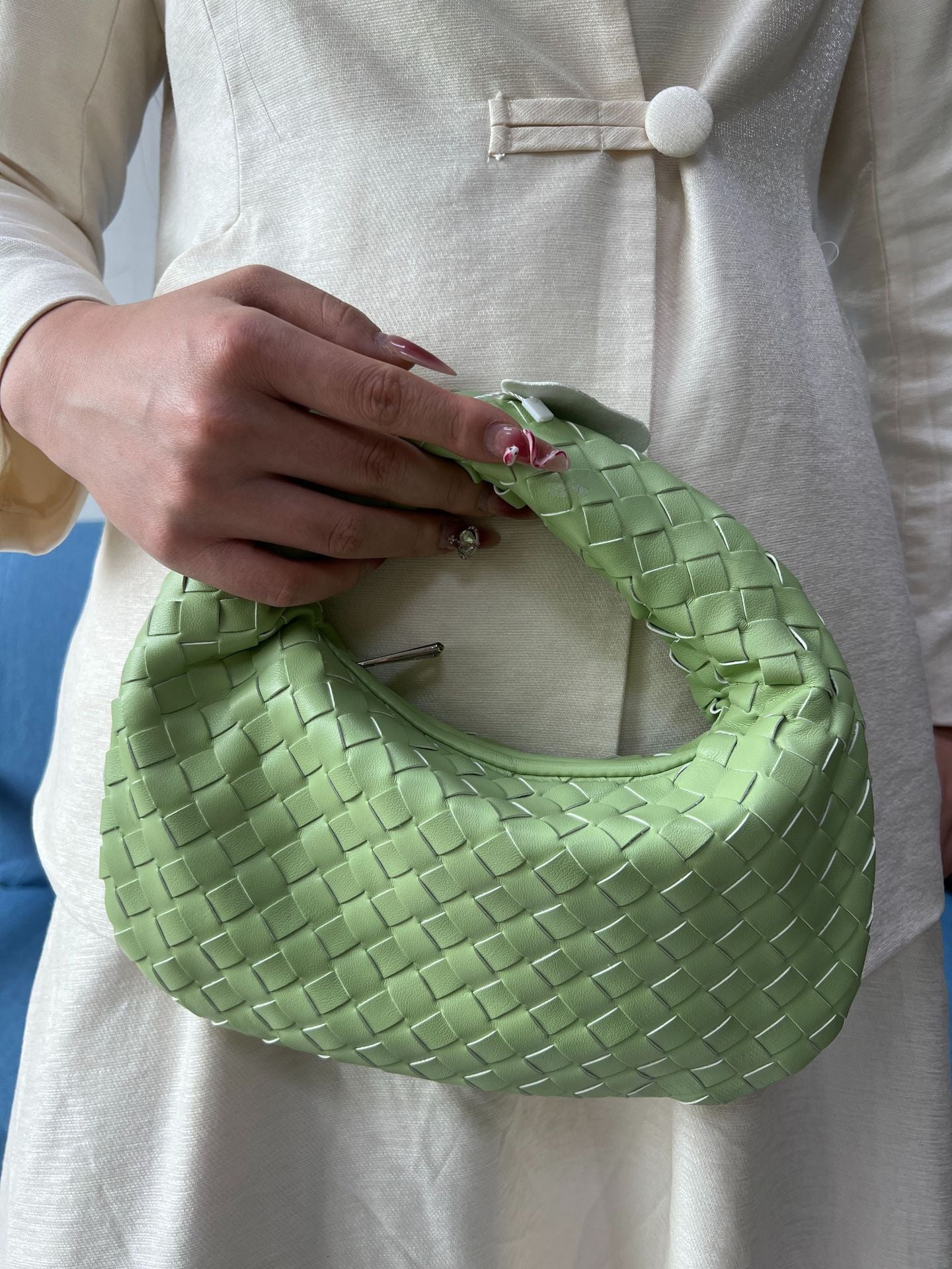 Knotted Hand-woven Horn Portable Dumpling Lot Handbags