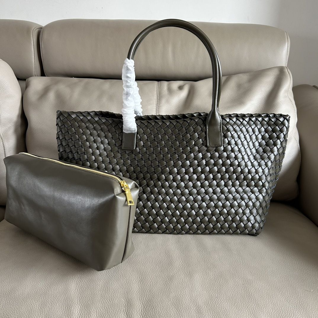 Women's Woven Fashion Shopping Large Capacity Mummy Handbags