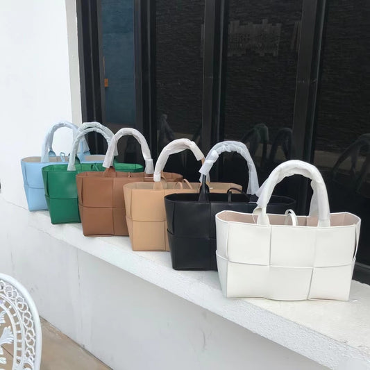 Early Spring Fashion Large Capacity Zipper Bags