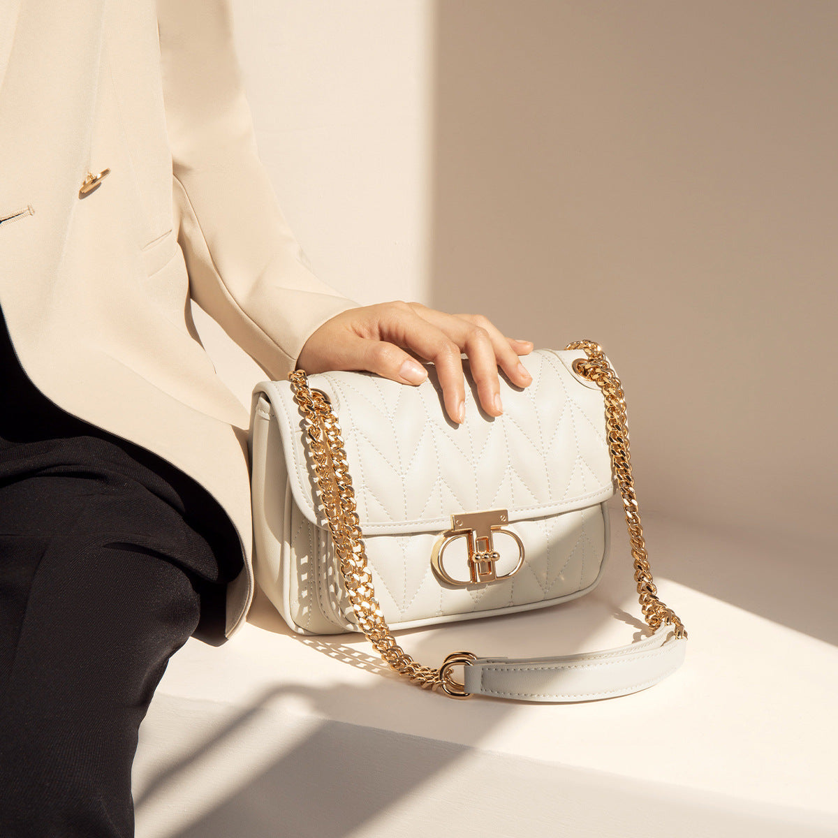 Women's Light Luxury Diamond Pattern Chain Advanced Crossbody Bags