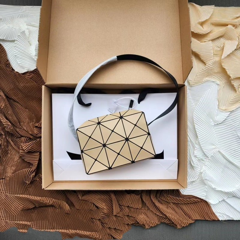 Geometric Diamond Pattern September Cupid Box Small Square Bags