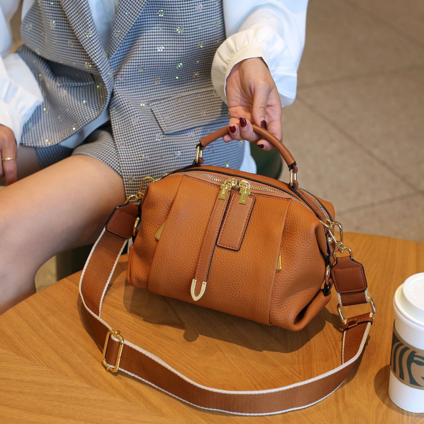 Women's Layer Leather Contrast Color Beautiful Portable Pillow Handbags